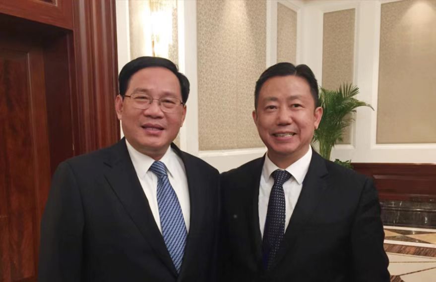 中央政治局常委、國(guó)務(wù)院總理李強(qiáng)與周海江合影